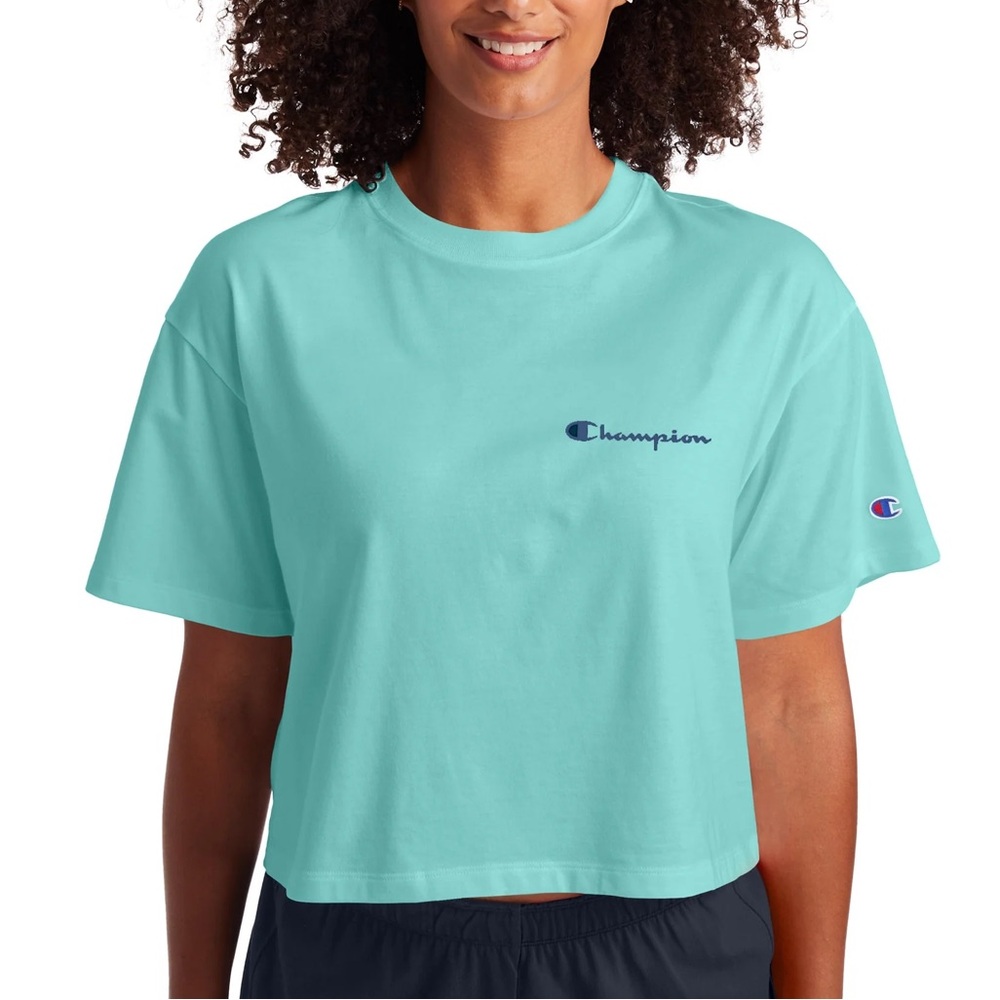 Champion • Boxy Crop Top